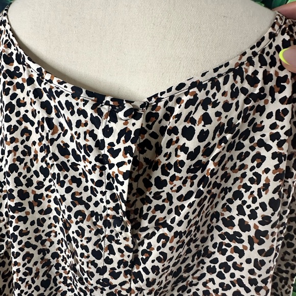 Ava & Viv 2X NWT Leopard Print Blouse - Picture 2 of 3